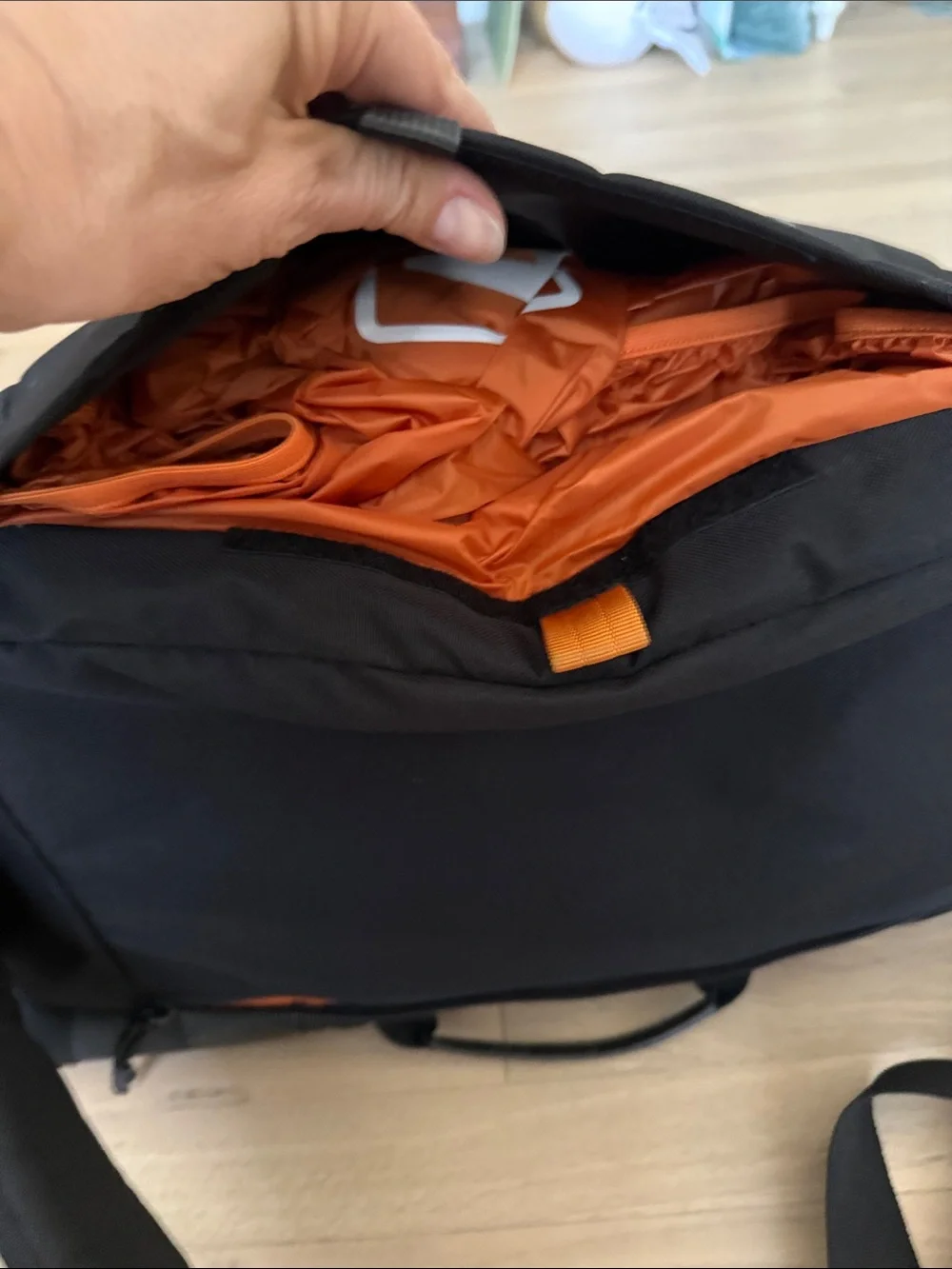 24/7 Traffic Messenger Bag